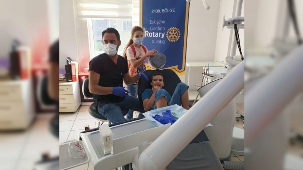 Görme engelli çocuklara ücretsiz diş tedavisi
