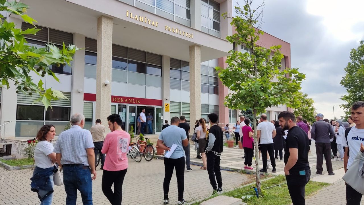 Eskişehir’de YKS 2022 ikinci oturum heyecanı