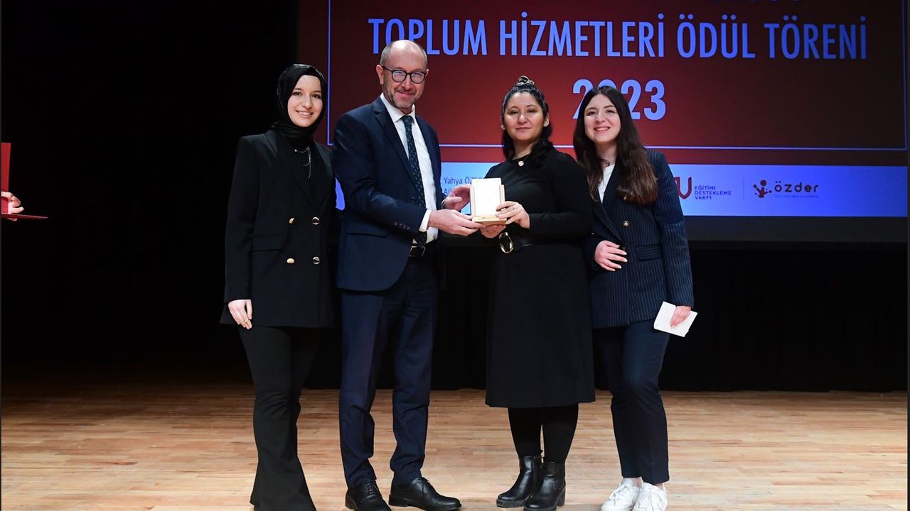 Prof. Dr. Yahya Özsoy Toplum Hizmetleri Ödülleri