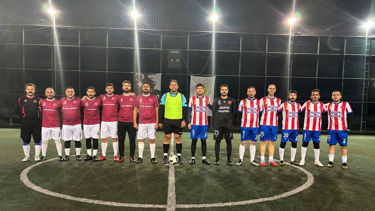 Futbol Turnuvasında Heyecan Sürüyor