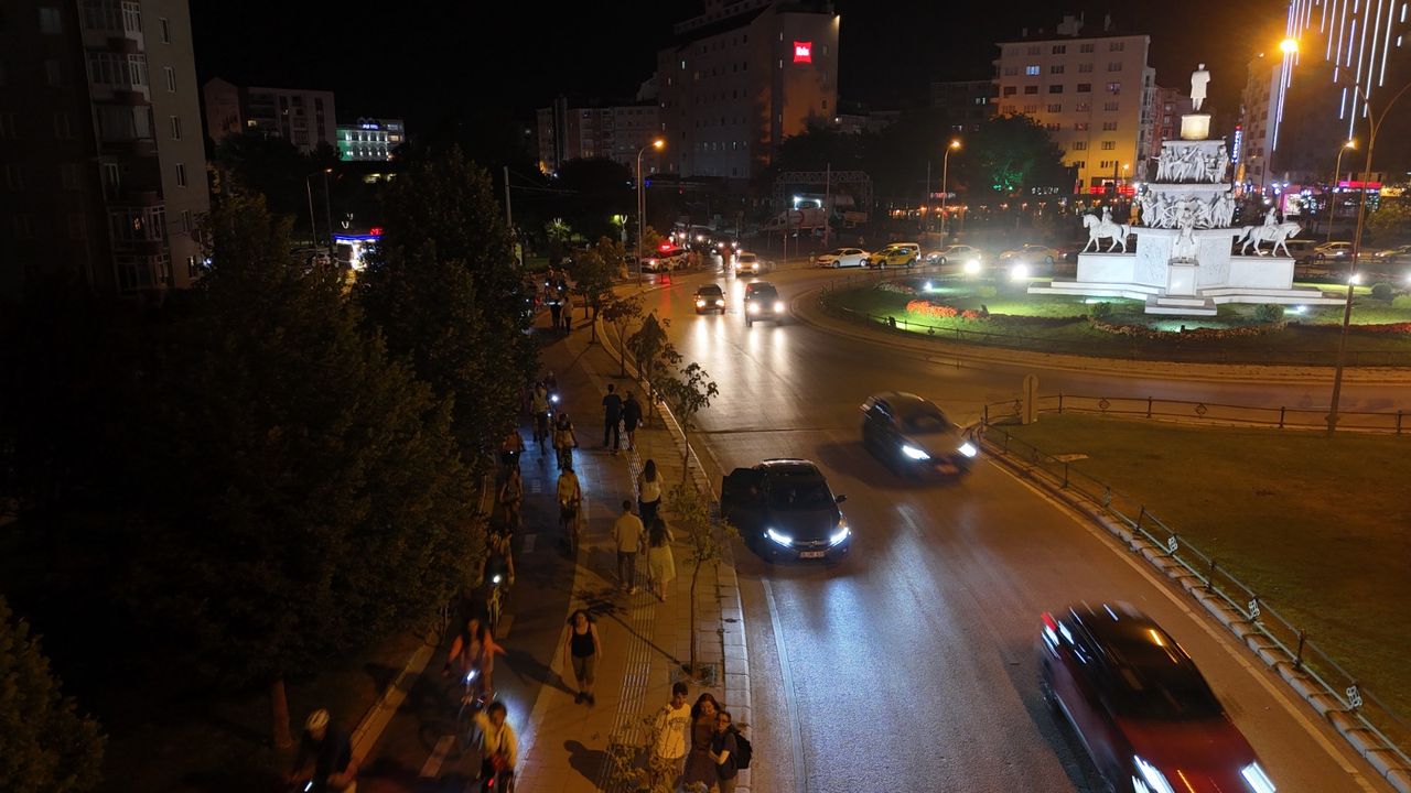 Espark Çevresinde Trafik Düzenlemesi Başlıyor