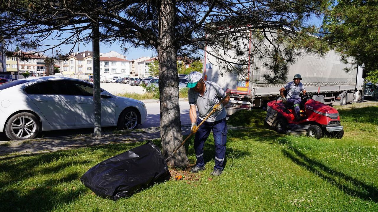 Tepebaşı’nda Parkların Yüzde 60’ında Bakım İşleri Tamamlandı