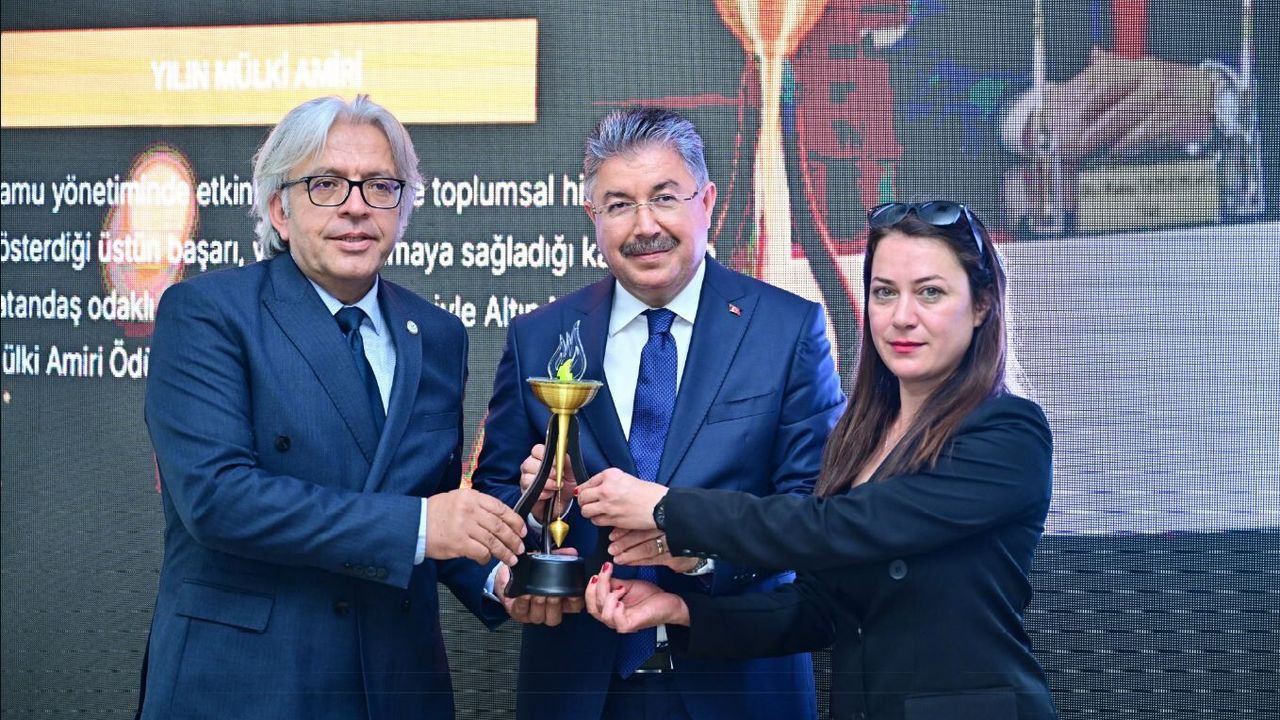 Vali Yılmaz'a “Yılın Mülki İdare Amiri” Ödülü
