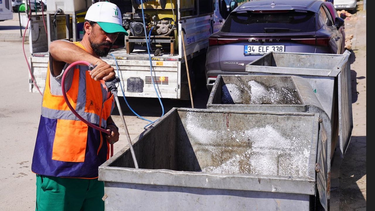 Tepebaşı’nda 10 Bin Çöp Konteyneri İçin Hijyen Sef