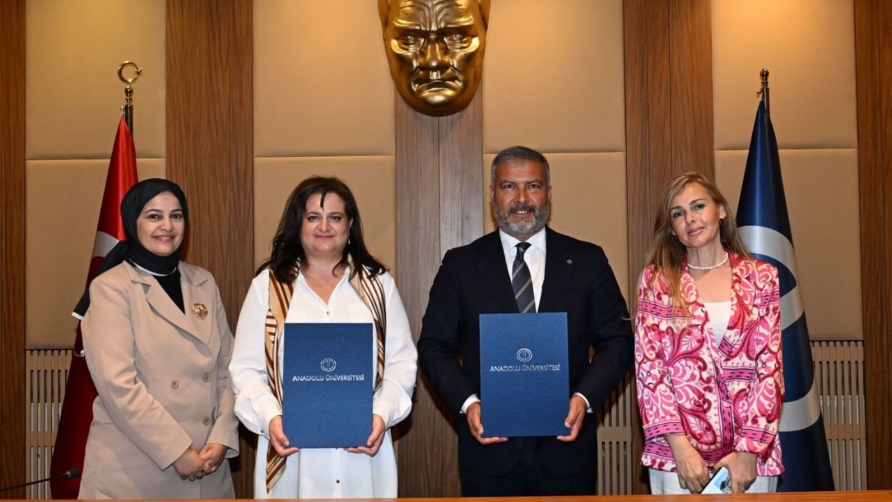 Anadolu Üniversitesi'nden Kosova İle Akademik İşbi