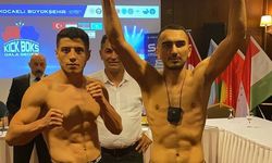 Eskişehirli sporcu altın kemer için yumruk sallayacak