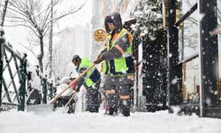 Tepebaşı'nda Kar Yağışına Hızlı Müdahale