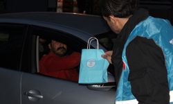 İftara Beş Kala hurma ve su ikramı