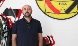 Taraftara Türk bayrağı çağrısı