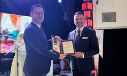 ‘Yılın Belediye Başkanı’ Ödülü Hamid Yüzügüllü'ye