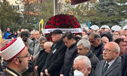 Aynur Özaydemir’in cenaze törenine yoğun katılım