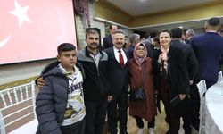Vali Hüseyin Aksoy'dan şehit aileleri ve gaziler onuruna iftar yemeği