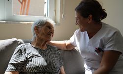 Tepebaşı Belediyesi Alzheimer Hastalarını Yalnız Bırakmıyor