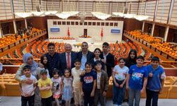 Eskişehirli çocuklar 23 Nisan’ı Meclis’te kutladı