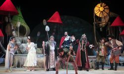 Eskişehir Şehir Tiyatroları Ankara’da “Fırtına” Gibi Esti