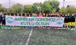 DSİ Bentsporlu Çocuklar Annelerini Unutmadı