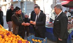 Vali Aksoy semt pazarını ziyaret etti