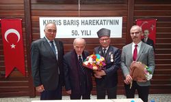 Kahyaoğlu Kıbrıs Barış Harekatı ve Ecevit'i Anlattı