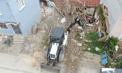 İnönü’de Metruk binalar için yıkım çalışması