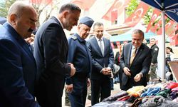 Türk Silahlı Kuvvetlerini Güçlendirme Vakfı yararına hayır çarşısı