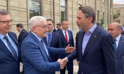 Bakan Bayraktar Eskişehir Valiliği'ni ziyaret etti