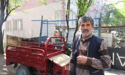 4 kilidi kırılıp çalınan motosikletini bu kez gemi zinciriyle bağladı