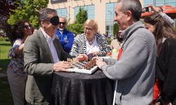 “Eksiksiz Biz” Sergisi Beğeniye Sunuldu