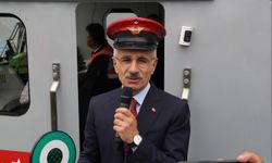 Bakan Uraloğlu TÜRASAŞ Araç Teslim Töreni’ne katıldı