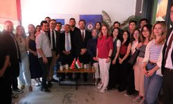 Macaristan Büyükelçisi Mátis Gençlerle Buluştu