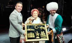 Görkemli Festivalin Kapanışını Selda Bağcan Yaptı