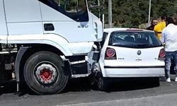 Bilecik'te tır ile otomobil çarpıştı: 1'i ağır 3 yaralı