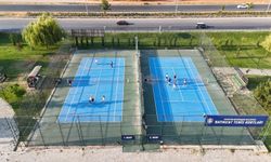 Batıkent Tenis Kortlarında Spor Keyfi Sürüyor