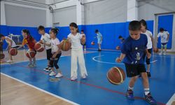 Tepebaşı’nın Çocukları Yaz Tatillerini Spor Yaparak Geçiriyor