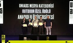 Anadolu Üniversitesi öğrencilerine “UNIADS 2025”ten ödül