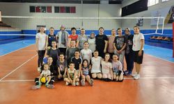 Gençlik Spor'dan 'Evinin Sultanları Projesi'