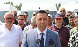 Onlarca üye servis araçları ile Ünal'a desteğe geldi
