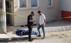 56 yaşındaki adam evin önünde ölü bulundu