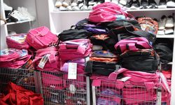 Halk Market Yüzlerce Çocuğun Ve Ailenin Yüzünü Güldürdü