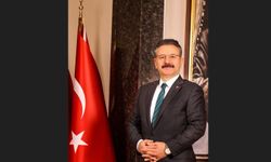 Vali Aksoy'dan 17 Ağustos mesajı: "Bazı acılar unutulmaz"