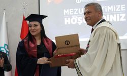 Anadolu Üniversitesi'nden Bakü'de Mezuniyet Töreni