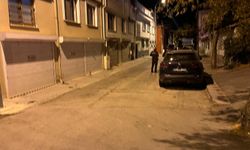 Yeğeninin kafasına taşla vurarak yaraladı
