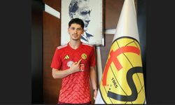 Eskişehirspor 21 yaşındaki hücum oyuncusunu transfer etti