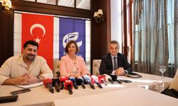 Perdeler Açılıyor Notalar Yükseliyor