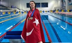 Sümeyye Boyacı Singapur Yolcusu