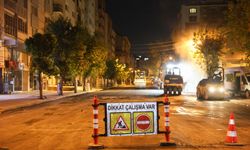 Büyükşehir Yol Yapım Çalışmalarını Sürdürüyor
