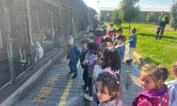 Miniklerden Anlamlı Ziyaret