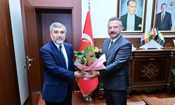 İl Müftüsü Gül Vali Aksoy'u ziyaret etti