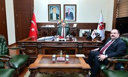 Başkan Hamamcı Vali Aksoy’a Projelerini Anlattı
