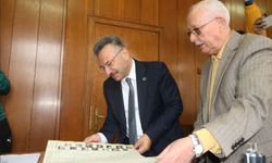 Vali Aksoy 100 Yıllık Fabrikayı Ziyaret Etti