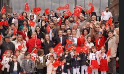 Yaşasın Cumhuriyet Yaşasın Gazi Mustafa Kemal Atatürk!